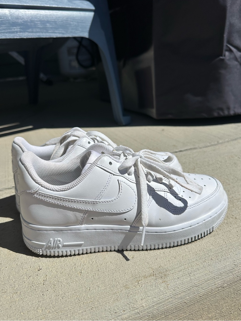 Nike Kids White Low-Top Leather Sneakers